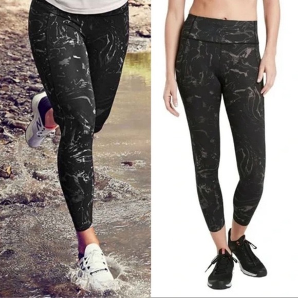 Athleta Velocity‎ Stash Pocket Marble Black 7/8 Tight sz Small - Picture 1 of 9